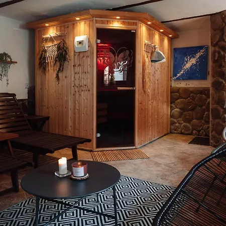 펜션 Villa Tapadla