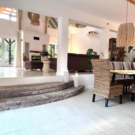 Villa Tapadla * Tapadla